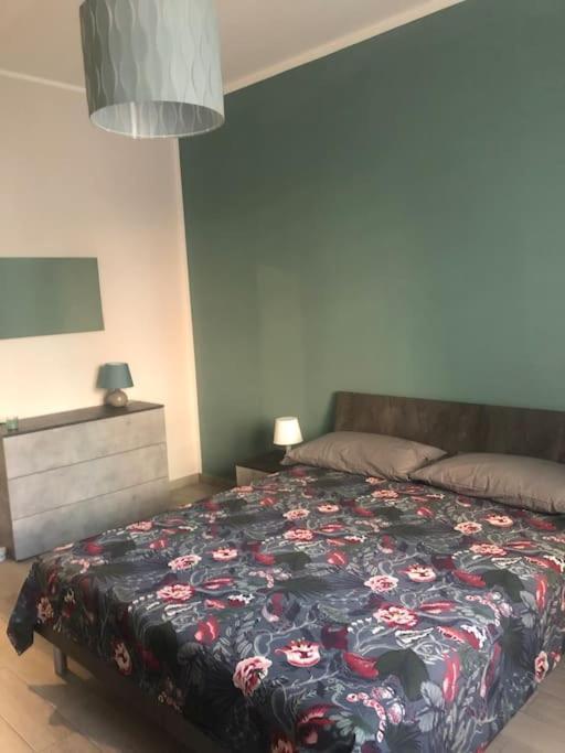 Appartamento Veronica, Per Lavoro E Relax Corsico Exterior foto
