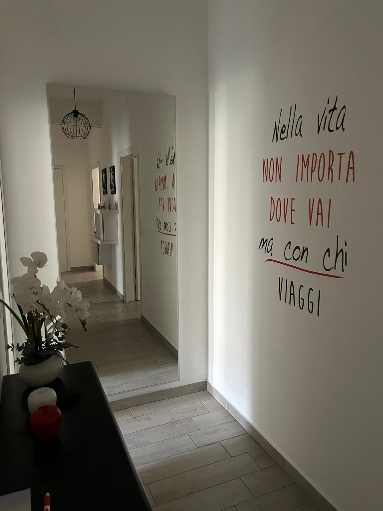Appartamento Veronica, Per Lavoro E Relax Corsico Exterior foto